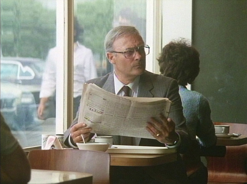 Edward Woodward as Ian in The Appointment