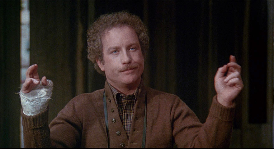 Richard Dreyfuss as Moses Wine in The Big Fix