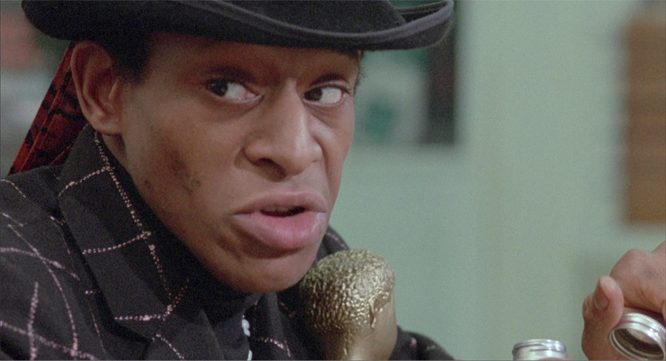 Antonio Fargas as Buffalo