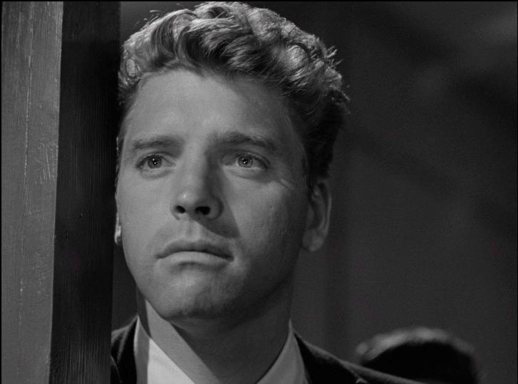 Steve Thompson (Burt Lancaster)