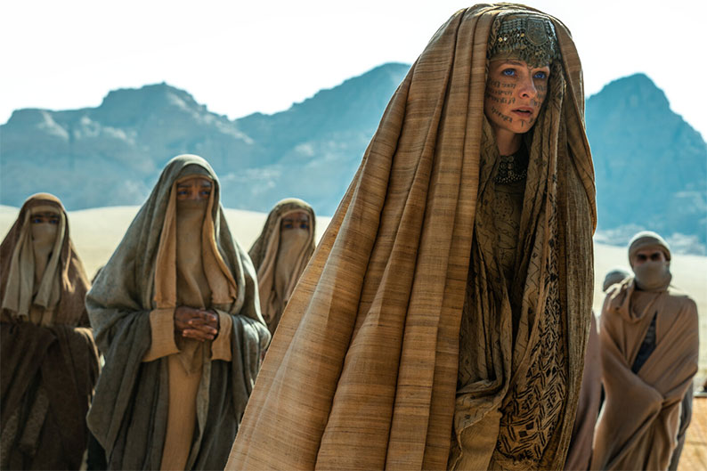 The desert people in Dune: Part Two © 2023 Warner Bros. Entertainment GmbH