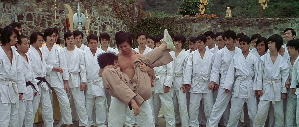 Bolo punishes teh failure of one of Han's guards in Enter the Dragon