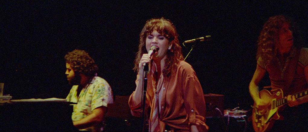 Linda Ronstadt in concert