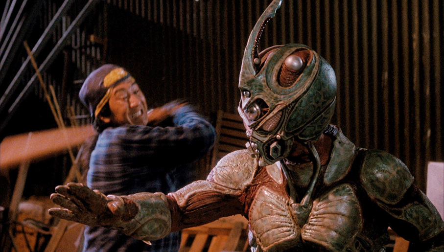 The Guyver fights
