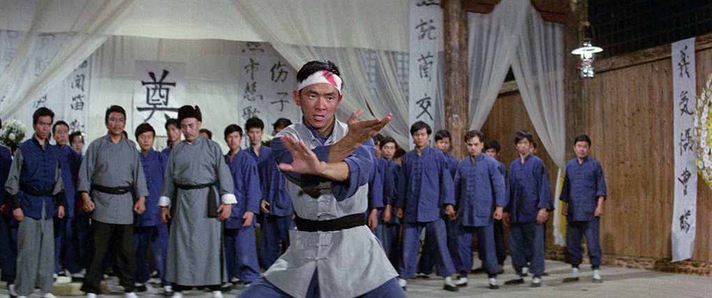 Yu Tien Lung takes on the enemy forces