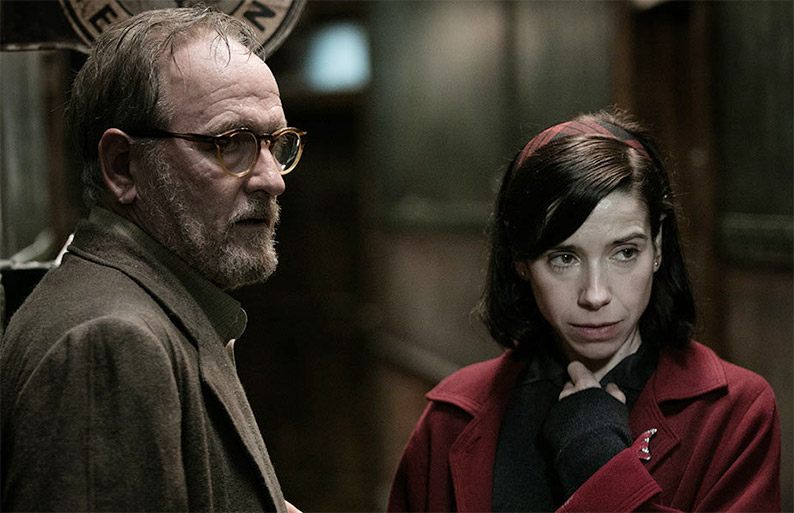 Richard Jenkins and Sally Hawkins