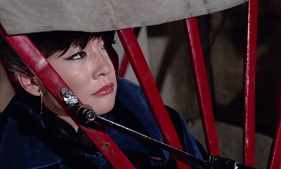 Lin Tang watches on in The Vengeance of Fu Manchu